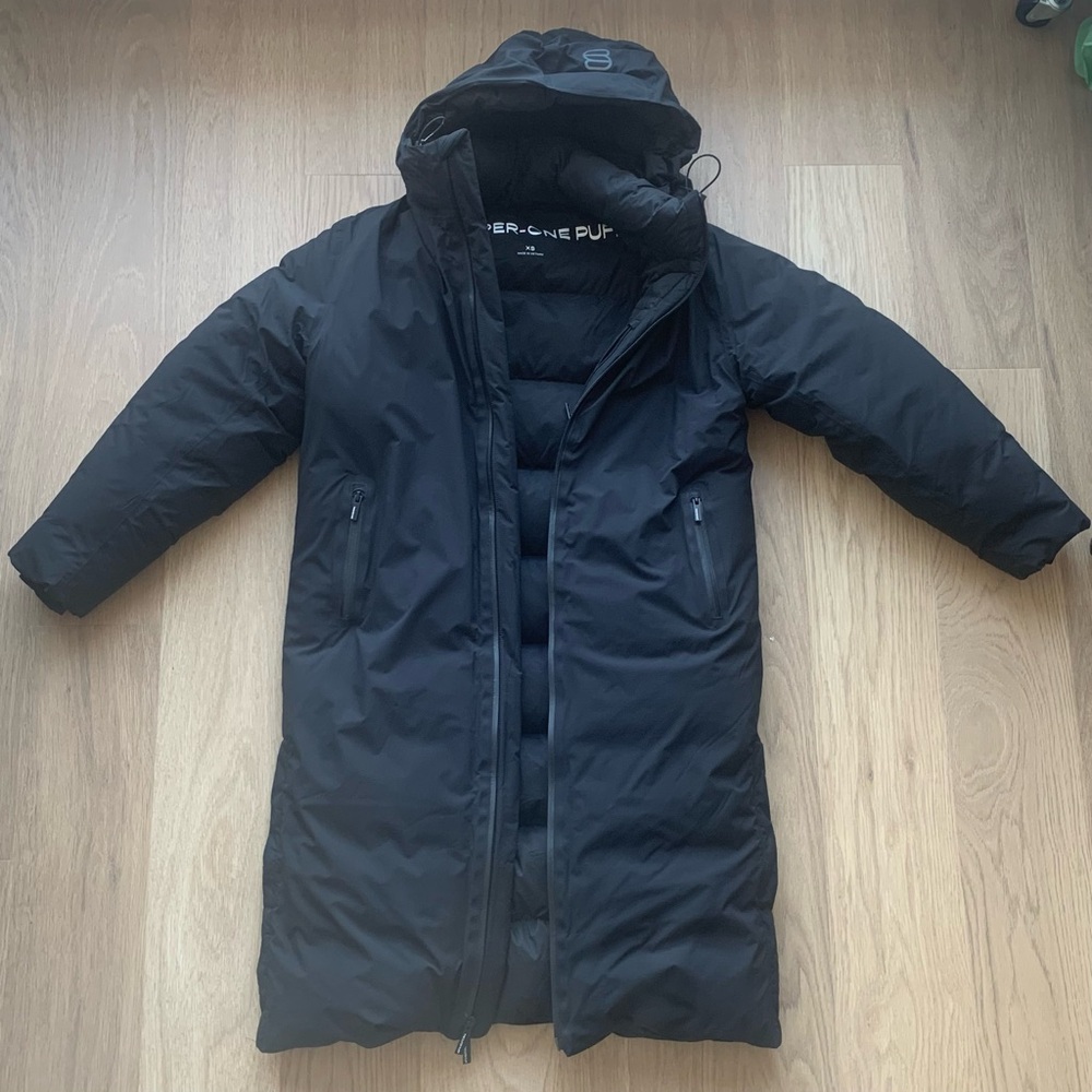 Aritzia Super Puff Waterproof XS